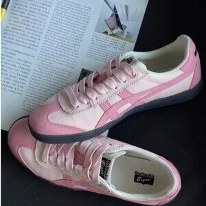 Onitsuka Tiger pink sneakers by ASICS❤️❤️❤️